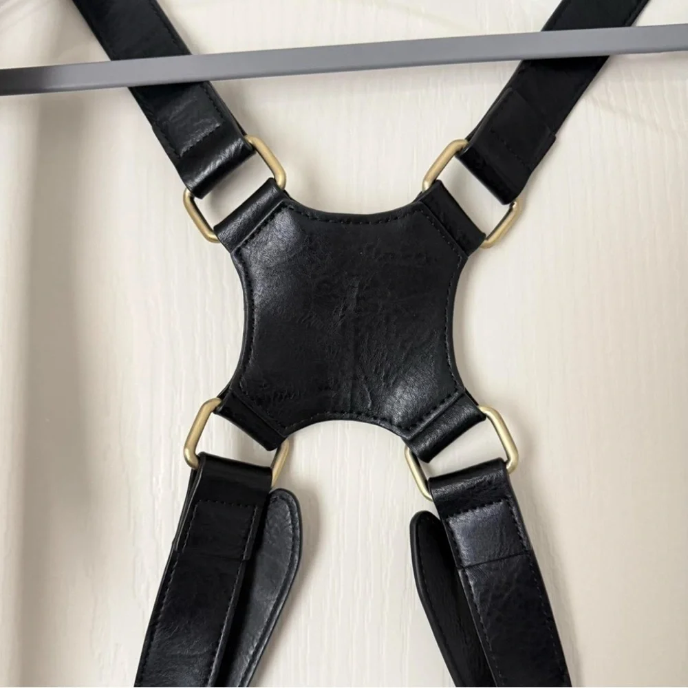 Black Dual Camera Harness